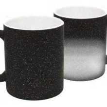 Taza mágica negra escarchada Con tu diseño o foto