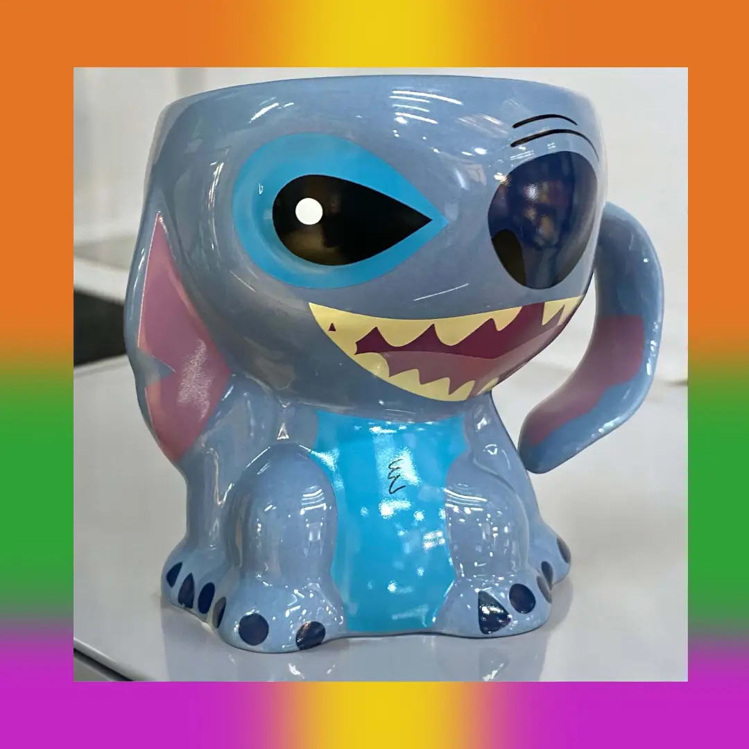 Taza con cara y forma de Stitch