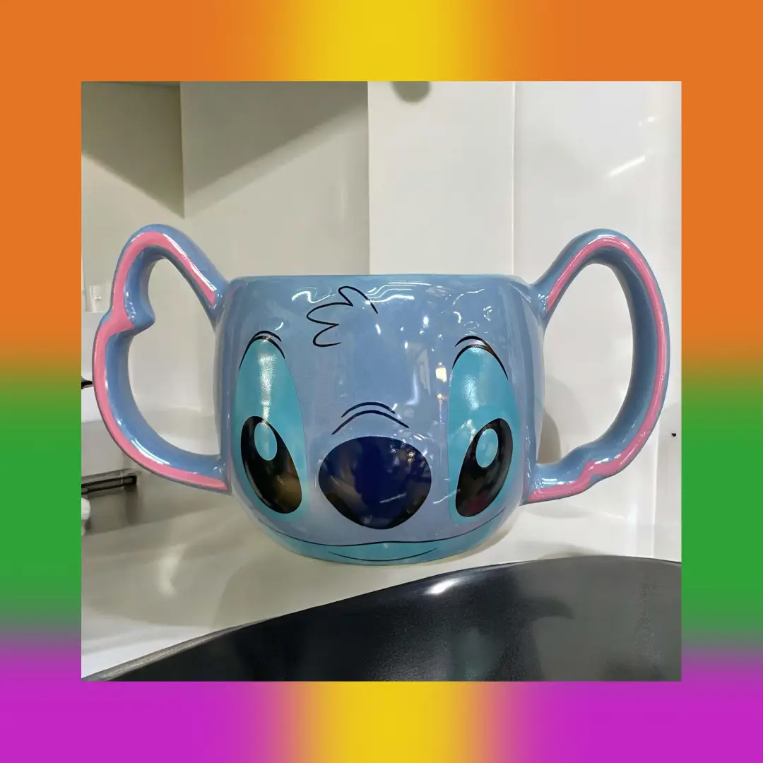 Taza con cara y forma de Stitch