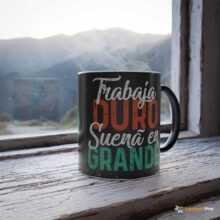Paquete de 2 Tazas Mágicas con Frases Inspiradoras – Regalo Doble para Motivar y Celebrar