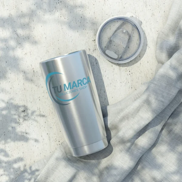 "Taza térmica 20 oz elegante en color negro mate - ideal para viajes y oficina"