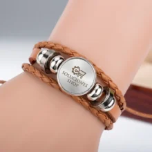 Pulsera con manilla de cuero